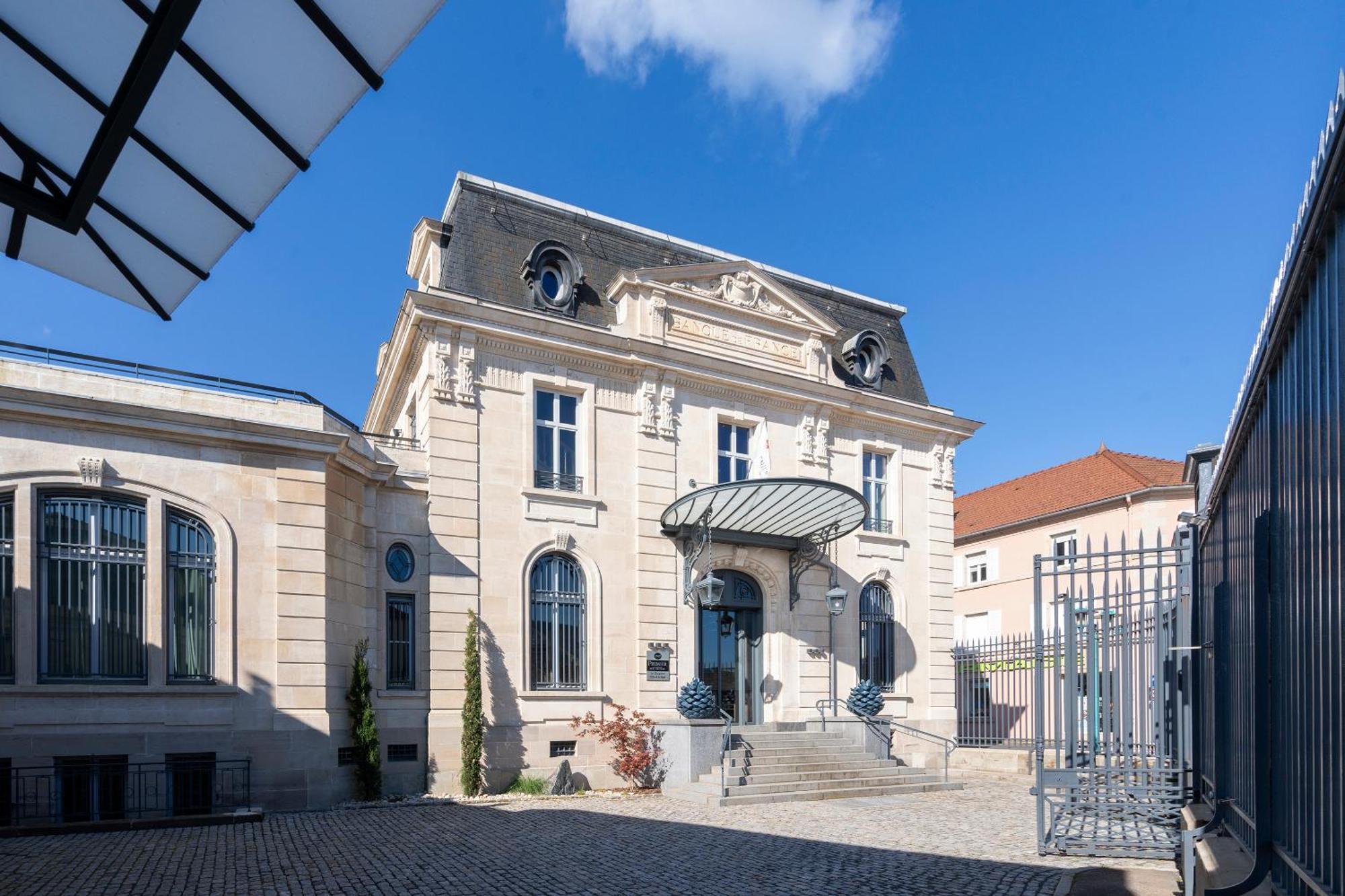 Best Western Premier Le Chapitre Hotel And Spa Remiremont Exterior photo